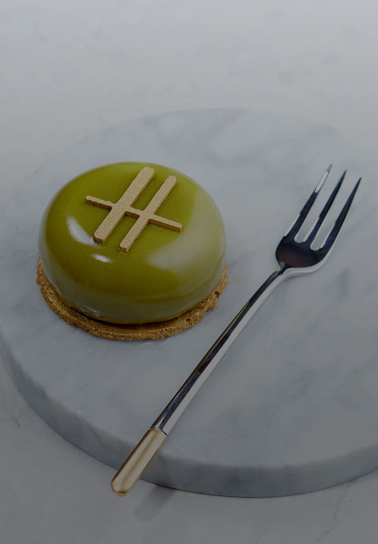 Signature H cake; Patisserie; Harrods Foodhalls