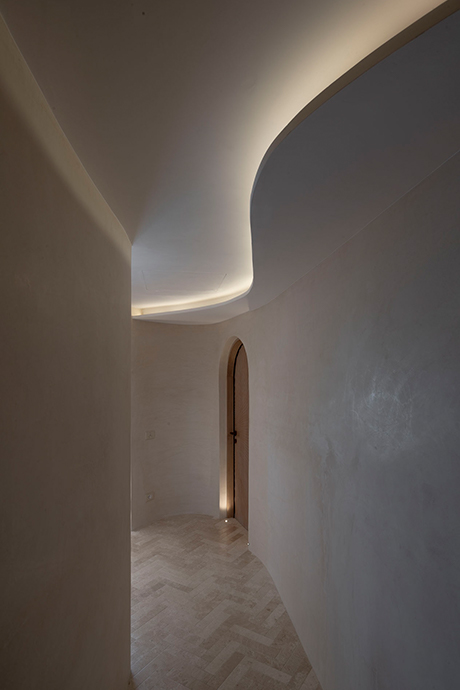 Curved walls of the hallway